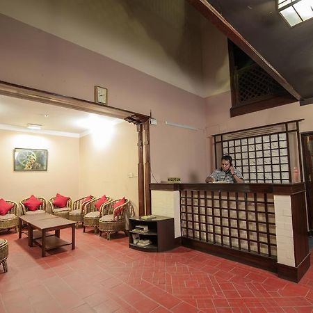 Hotel Candle Inn Pokhara Exterior foto